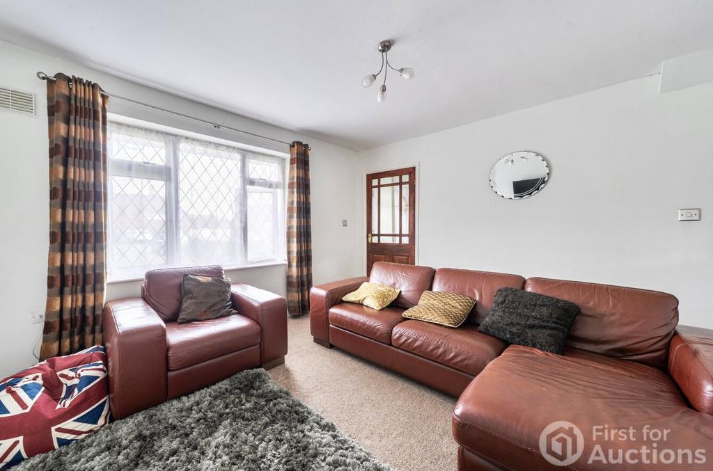 House in Nottingham - View 3