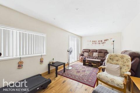 4 bedroom end of terrace house to rent, Smithergill Court, Heelands