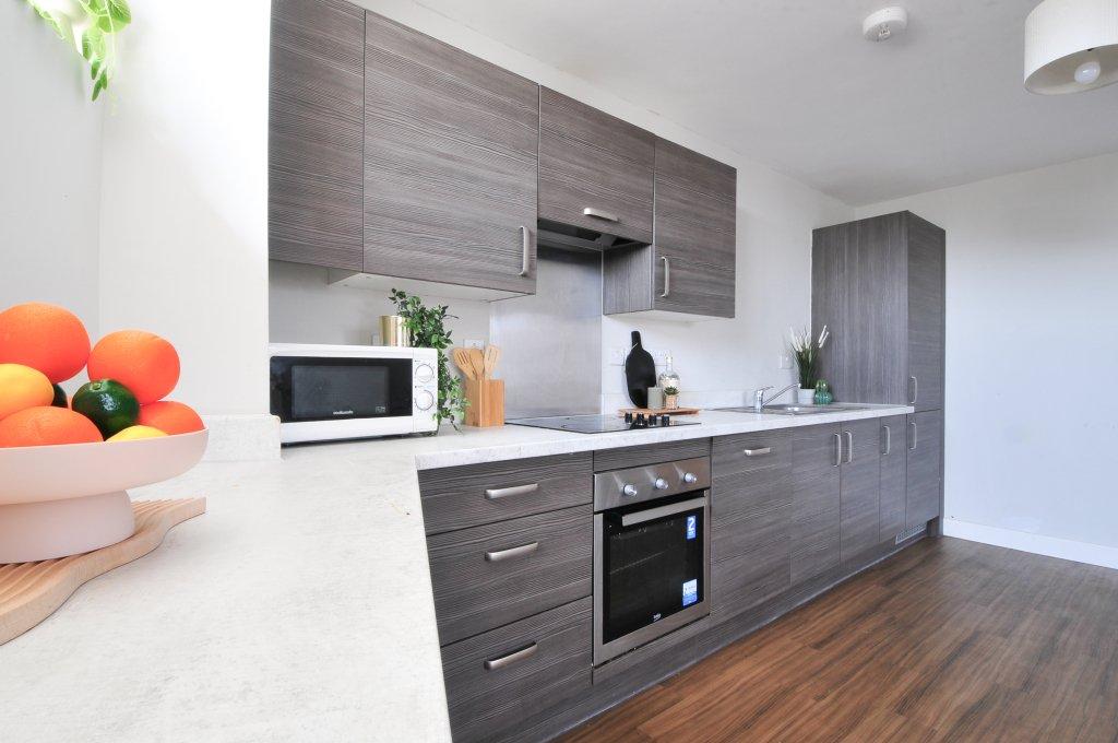 Apartment in Salford - View 5