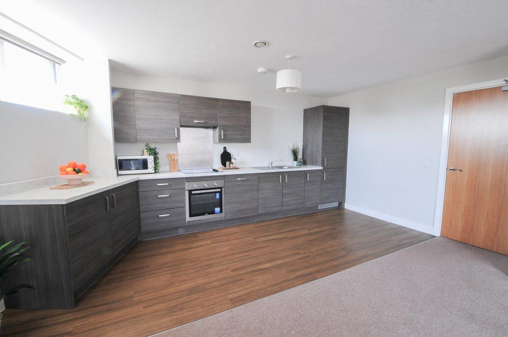 Apartment in Salford - More
