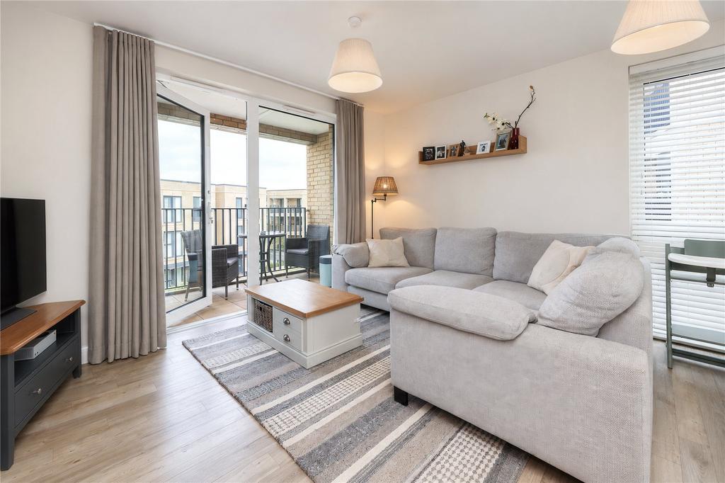 Apartment in Cambridge, South Trumpington - View 4