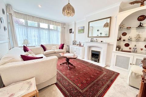 3 bedroom terraced house for sale, Murray Avenue, Bromley BR1