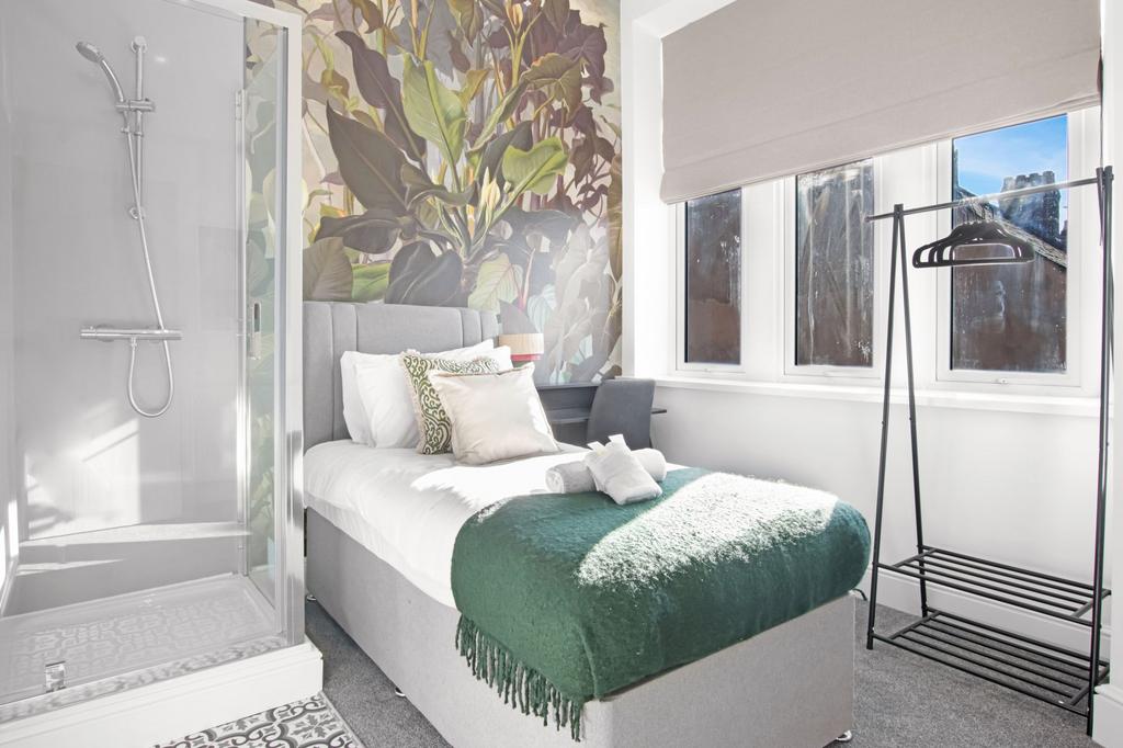 Apartment in Cardiff - More