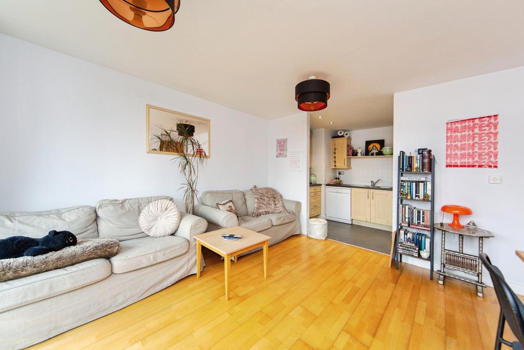 Apartment in Merseyside - View 5