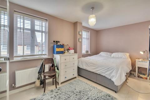 3 bedroom semi-detached house for sale, Laburnum Grove, Spring Gardens, Shrewsbury, Shropshire, SY1