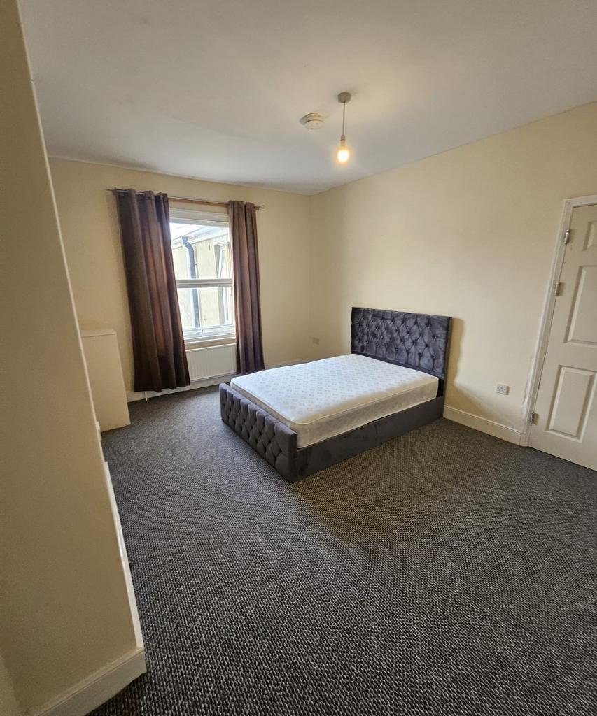House in Bristol - More