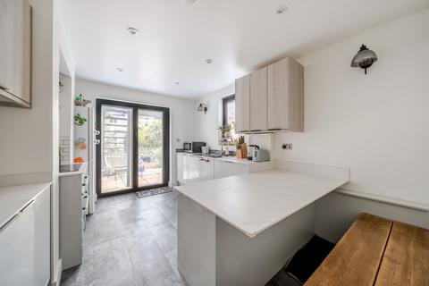 1 bedroom flat for sale, Dunstans Road, East Dulwich, London, SE22