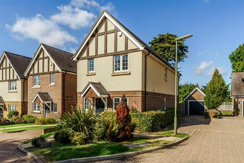 undefined, Lambourne Close, Banstead