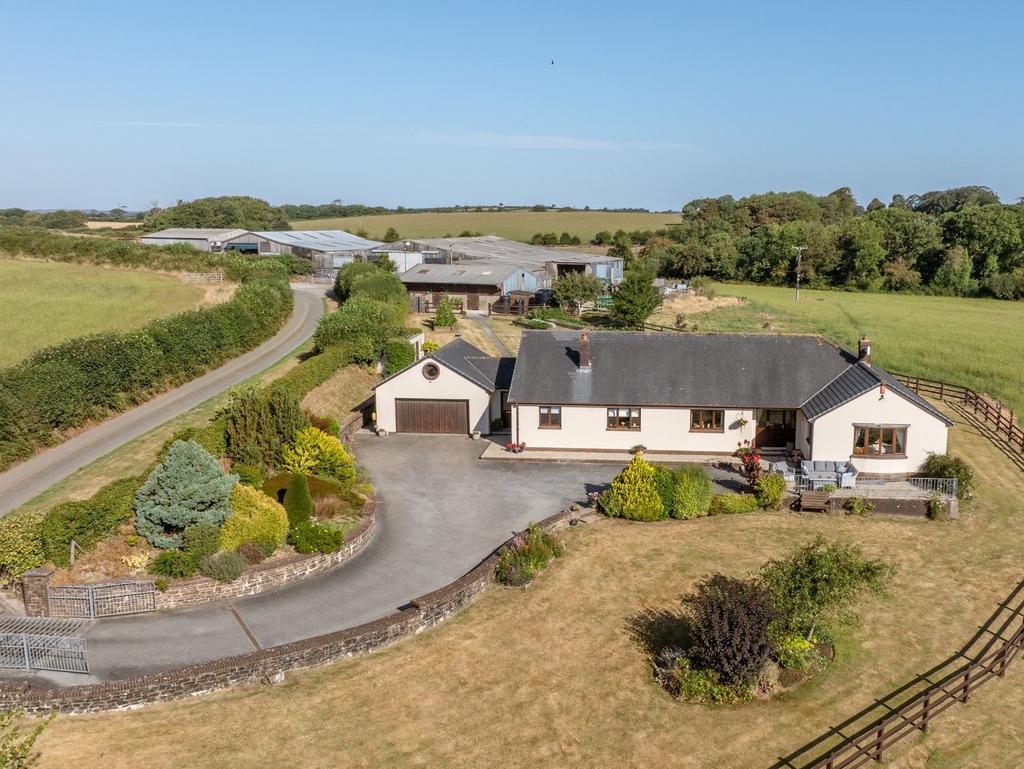House in Holsworthy - View 2