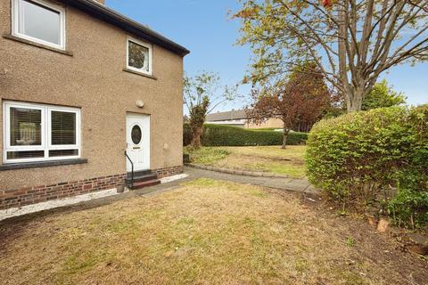 2 bedroom end of terrace house to rent, Kemnay Gardens, Dundee, DD4