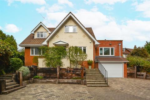 4 bedroom detached house for sale, Weald Road, Brentwood