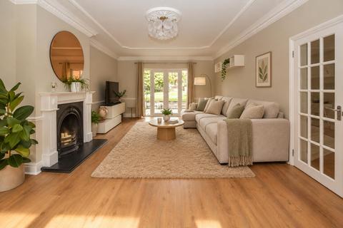 4 bedroom detached house for sale, Weald Road, Brentwood