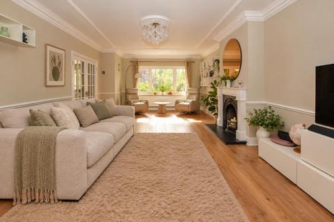 4 bedroom detached house for sale, Weald Road, Brentwood