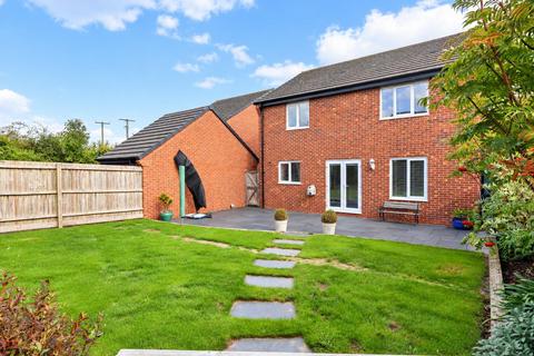 4 bedroom detached house for sale, Cormorant Close, Farndon CH3
