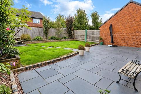 4 bedroom detached house for sale, Cormorant Close, Farndon CH3