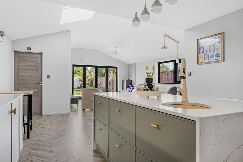 House in Cambridge, Romsey - View 2