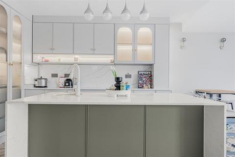 4 bedroom semi-detached house for sale, Perne Avenue, Cambridge CB1