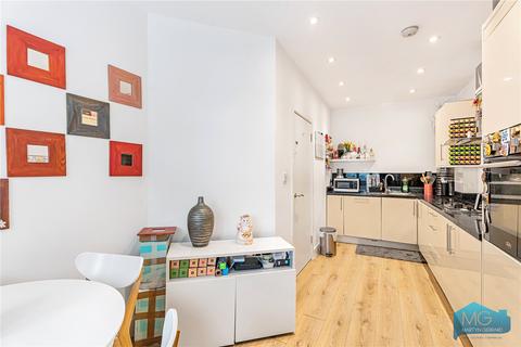3 bedroom semi-detached house for sale, York Road, New Barnet, Barnet, EN5