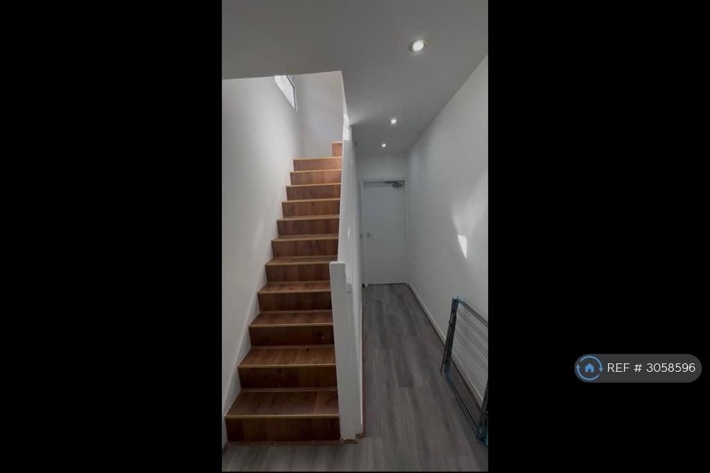 House in Birmingham, Hamstead - View 4