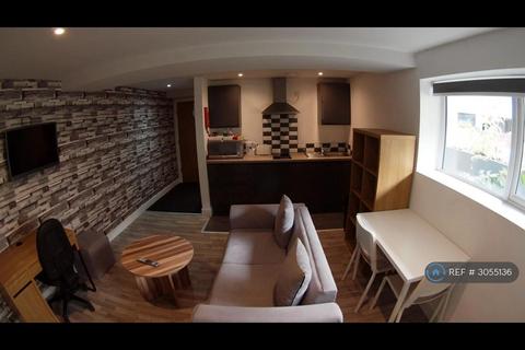 1 bedroom flat to rent, Kirkgate, Huddersfield, HD1
