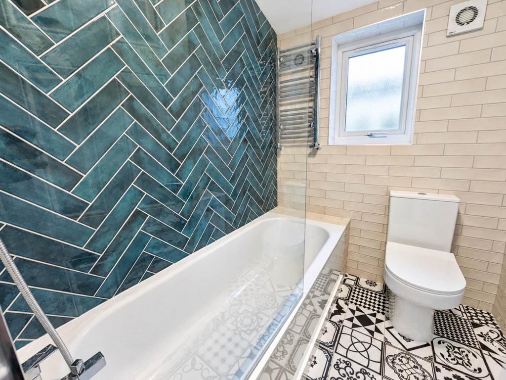 Apartment in London - More