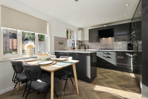 3 bedroom detached house for sale, Chaffinch Drive, Kidderminster