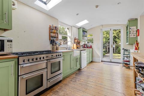 5 bedroom semi-detached house for sale, Lyndewode Road, Cambridge CB1