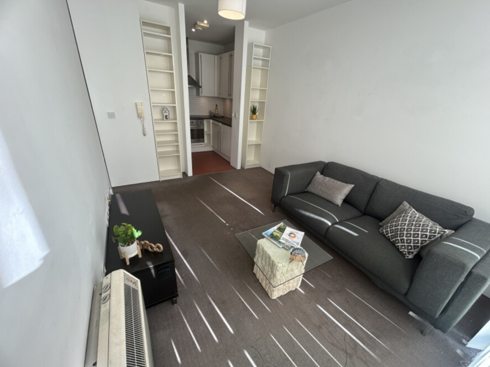 Apartment in Manchester - View 3