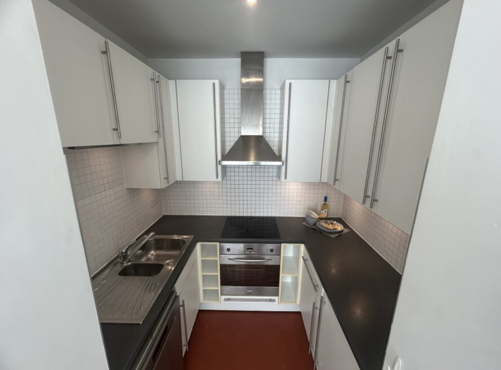 Apartment in Manchester - View 4