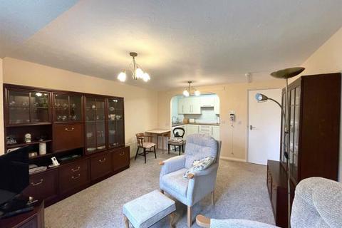 1 bedroom retirement property for sale, Castle View, Hockerill Street, Bishop's Stortford, Hertfordshire, CM23 2XR