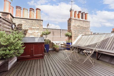 4 bedroom terraced house to rent, Townhouse, D'arblay Street, Soho, W1F