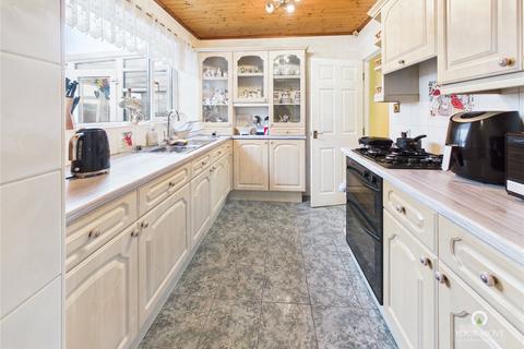 2 bedroom bungalow for sale, Bracken Avenue, Tyne and Wear NE28