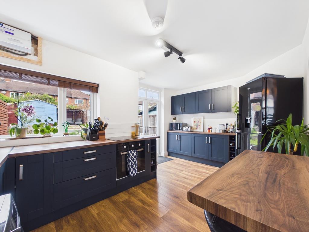 House in Nottingham, Beeston - More