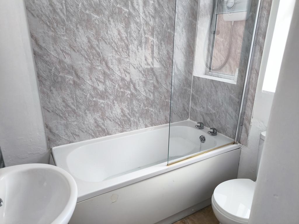House in Sheffield - View 5
