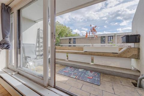 1 bedroom flat for sale, Sandstone Place, Dartmouth Park