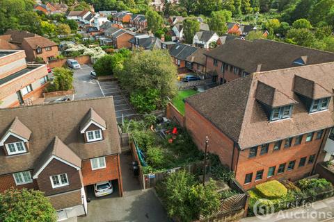 undefined, Finchampstead Road, Wokingham, Berkshire