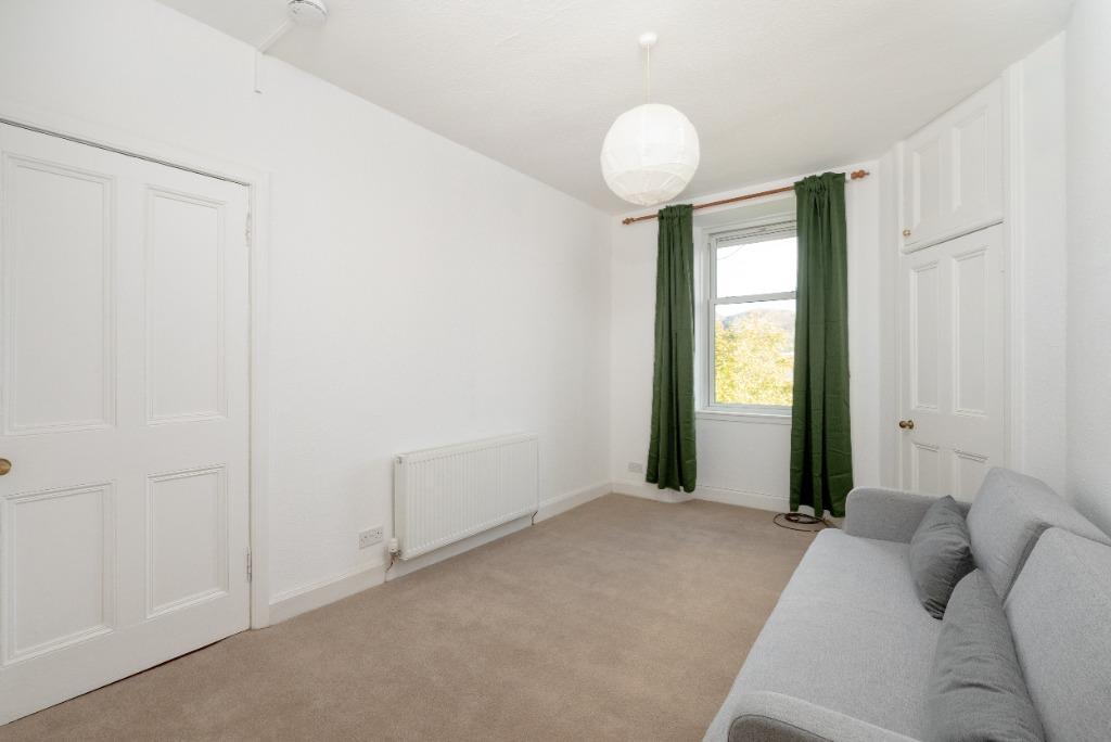 Apartment in Edinburgh - View 4