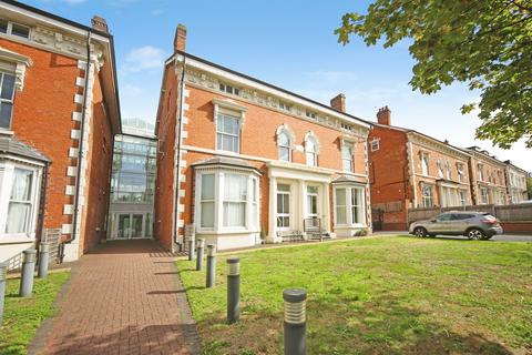 2 bedroom apartment for sale, Warwick Road, Solihull