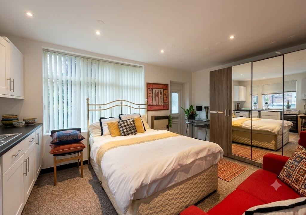 Apartment in Manchester - View 3