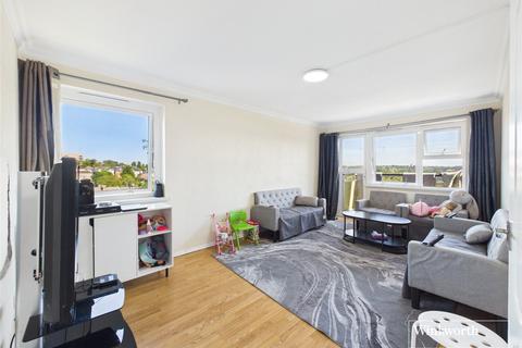 2 bedroom apartment for sale, Longford Court, Hendon NW4