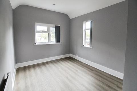 2 bedroom apartment for sale, Yew Tree Lane, Birmingham B26