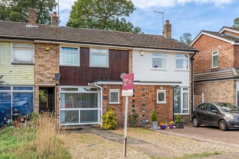 3 bedroom terraced house for sale, Hazelwood Road, Hurst Green