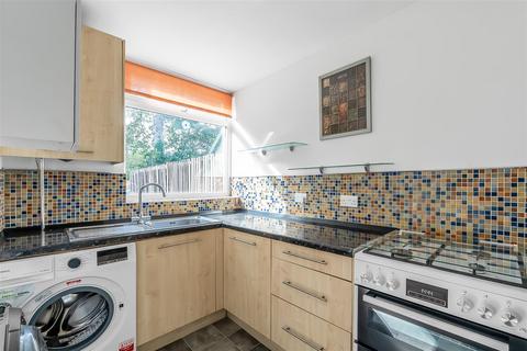 3 bedroom terraced house for sale, Hazelwood Road, Hurst Green