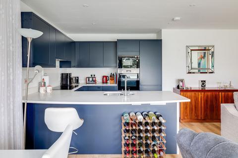 2 bedroom flat for sale, Mount Avenue, Wirral CH60
