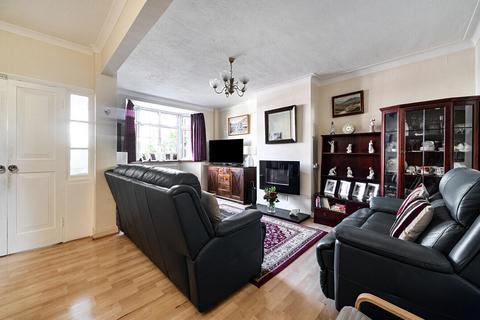 3 bedroom terraced house for sale, Ellen Close, Bromley