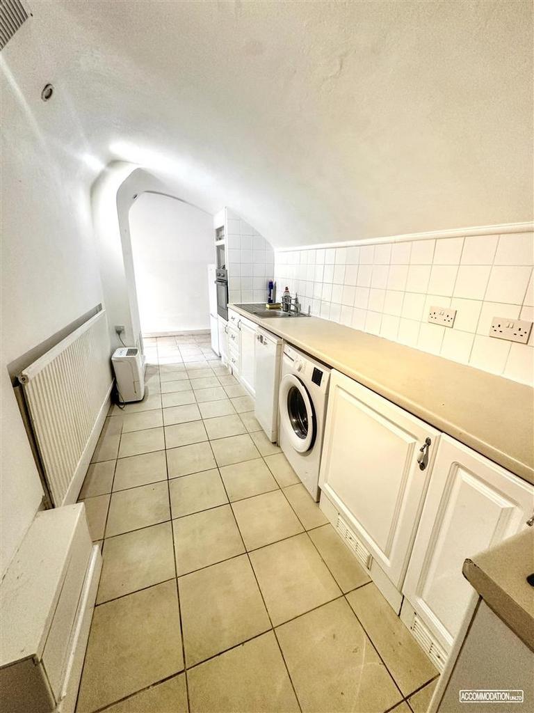 Apartment in Bristol, Stokes Croft, Kingsdown - View 4