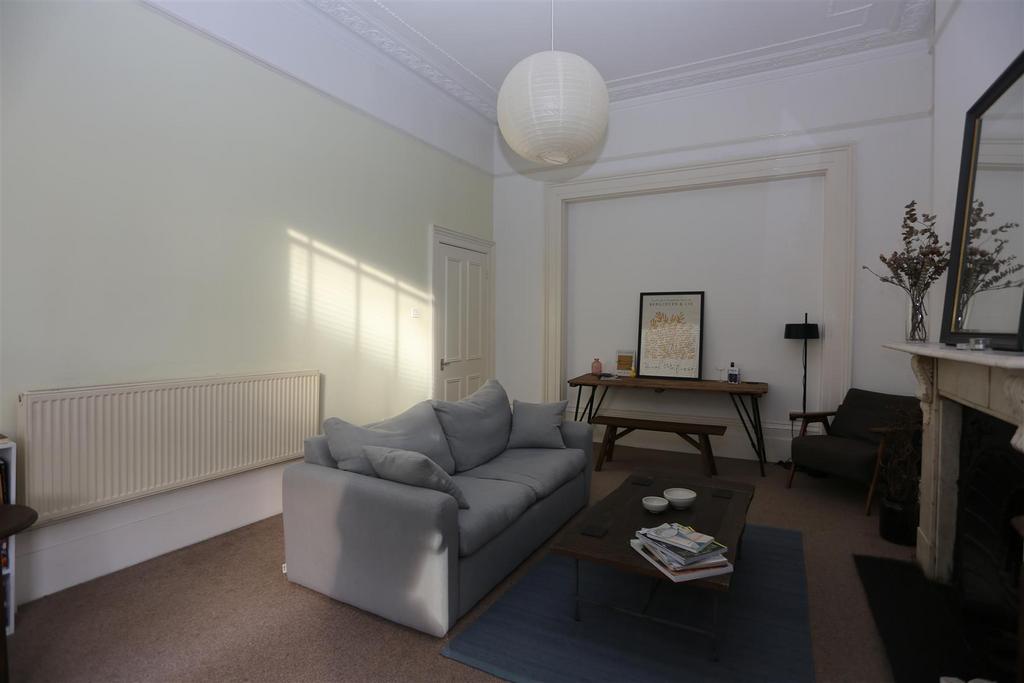 Apartment in Hove - View 4