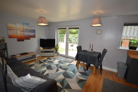 2 bedroom apartment to rent, Blenheim Square, Lincoln