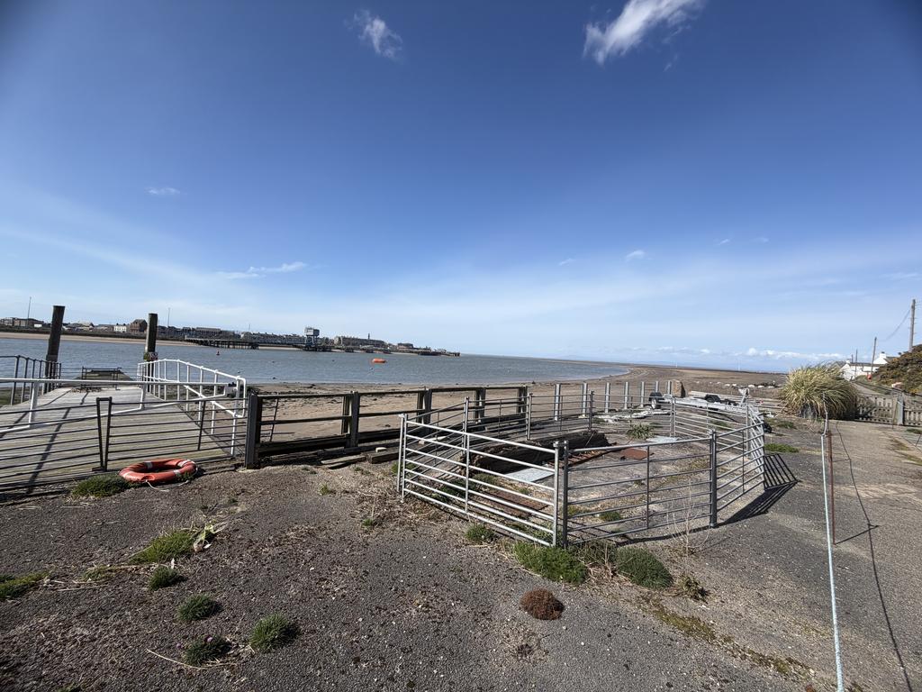 Poulton-le-Fylde FY6 - View 5