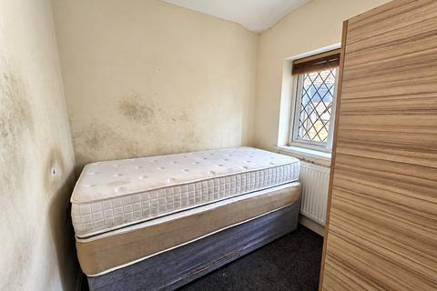 3 bedroom semi-detached house for sale, Roseville Road, Hayes, Greater London, UB3